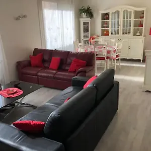 Apartment Magnifique T3 85m2 Vieux Port/corniche, Marseilles