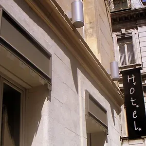 Hotell Adonis Vieux Port - Du Palais, Marseille